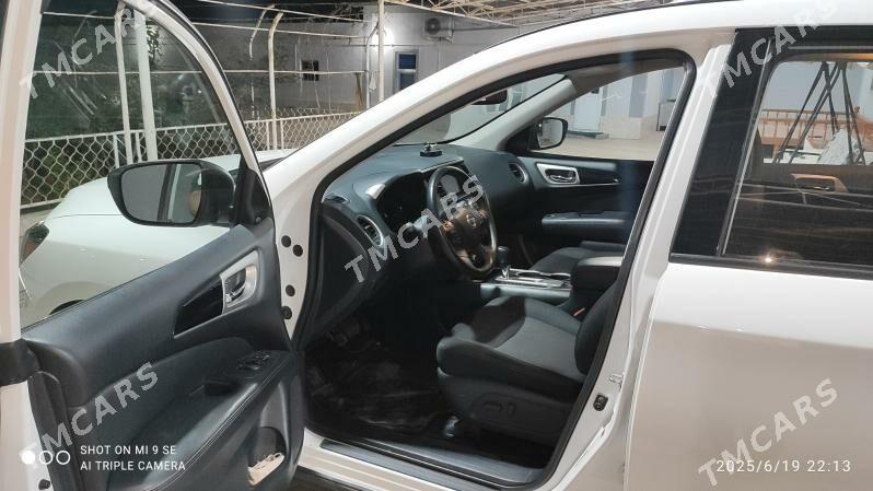 Nissan Pathfinder 2020 - 300 000 TMT - Baýramaly - img 4