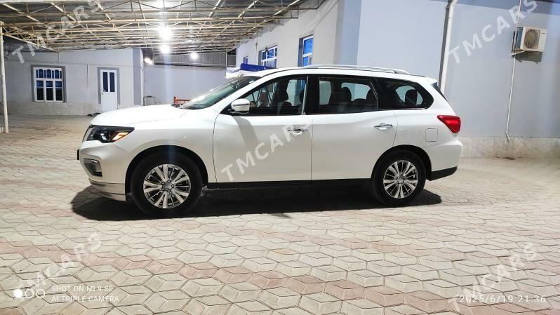 Nissan Pathfinder 2020 - 300 000 TMT - Baýramaly - img 6