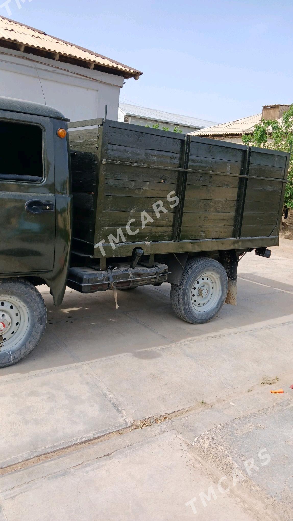 UAZ 462 2001 - 75 000 TMT - Байрамали - img 4