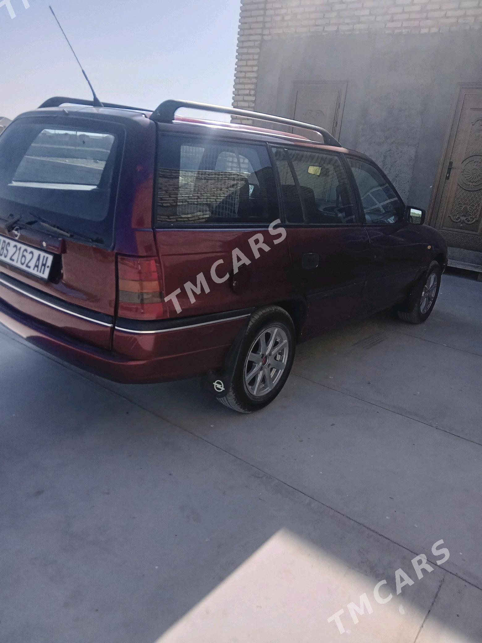Opel Astra 1998 - 42 000 TMT - Bäherden - img 6