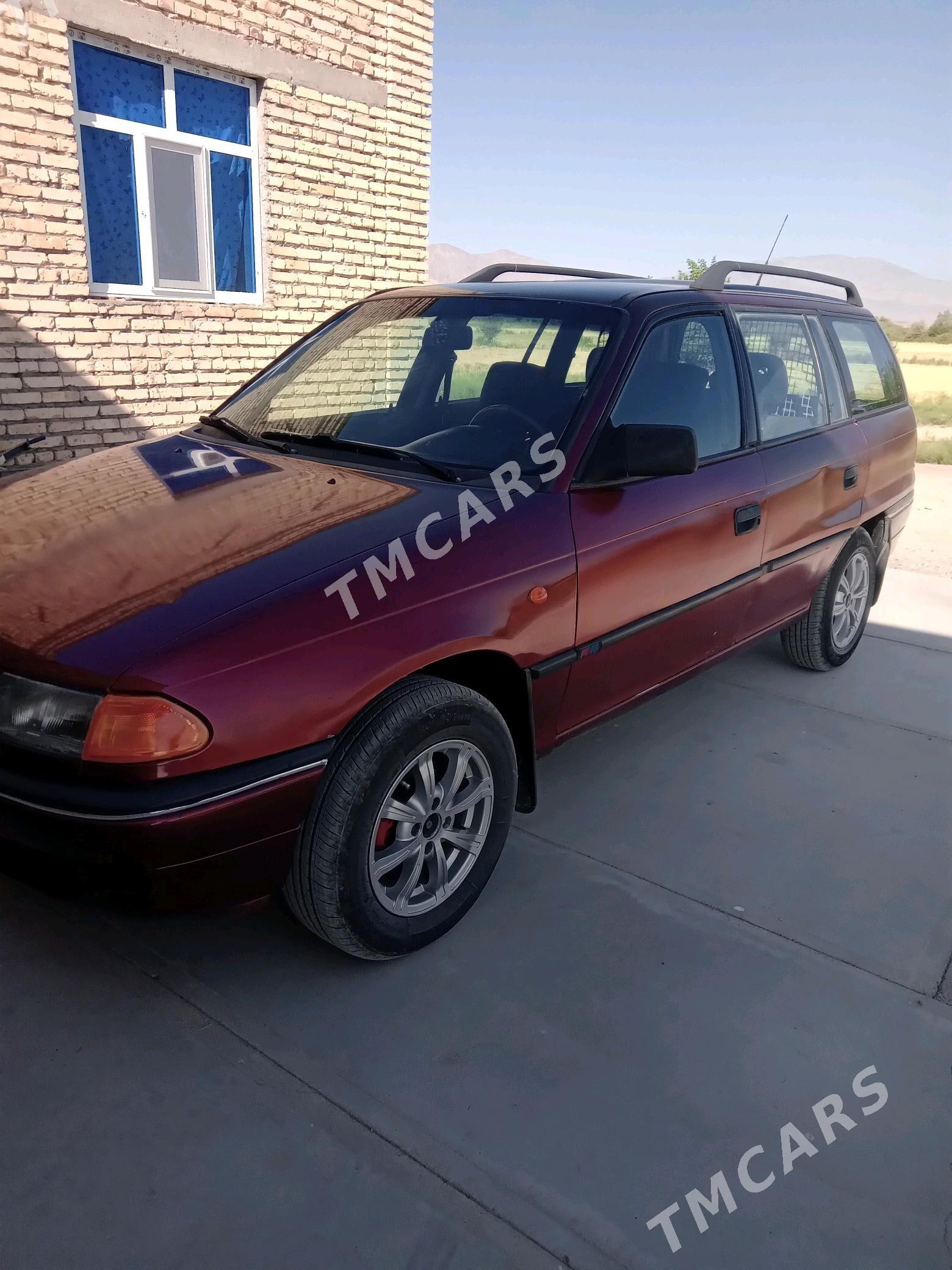 Opel Astra 1998 - 42 000 TMT - Bäherden - img 5