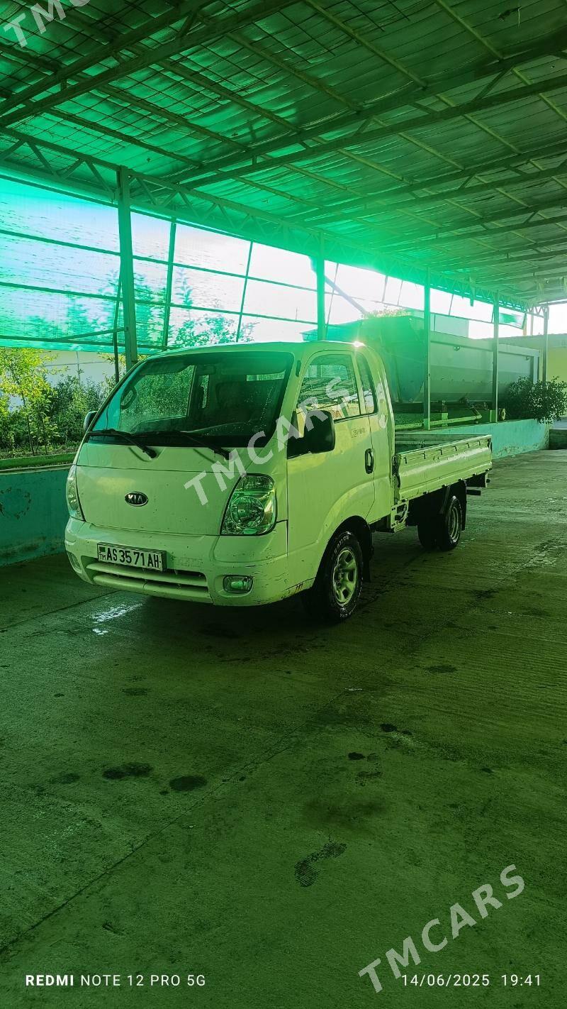 Kia Bongo 2011 - 140 000 TMT - Бахарден - img 3