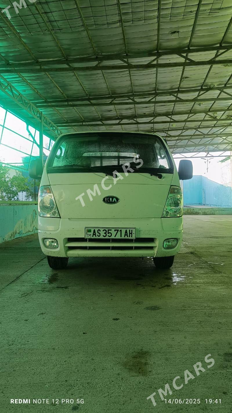 Kia Bongo 2011 - 140 000 TMT - Бахарден - img 5
