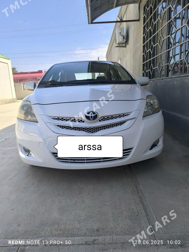Toyota Yaris 2010 - 130 000 TMT - Анев - img 2