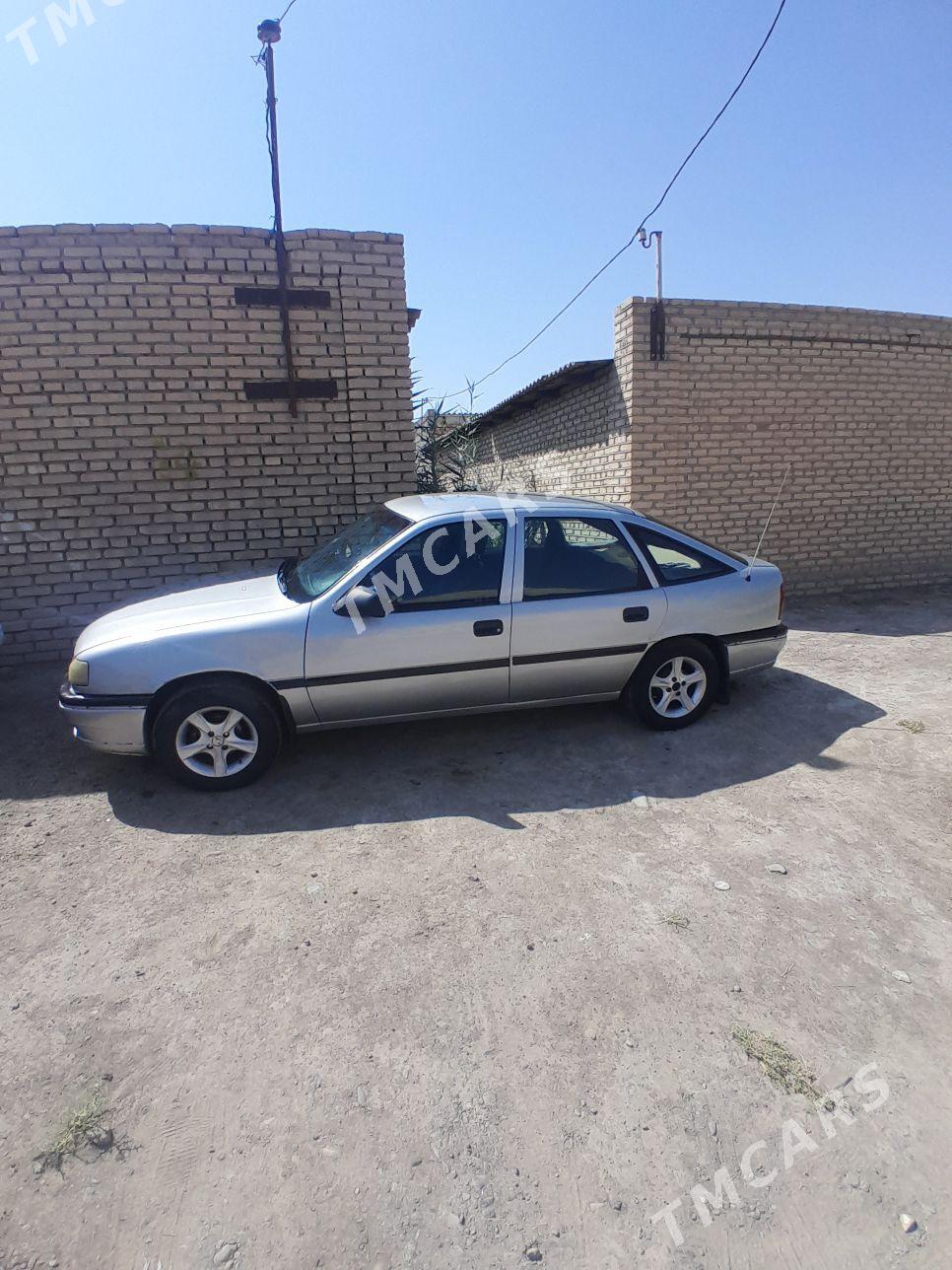Opel Vectra 1993 - 25 000 TMT - Мары - img 2