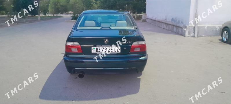 BMW E39 2002 - 95 000 TMT - Дашогуз - img 7
