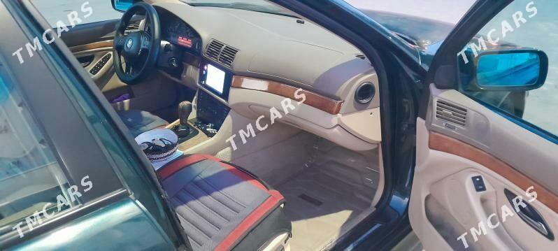 BMW E39 2002 - 95 000 TMT - Дашогуз - img 5
