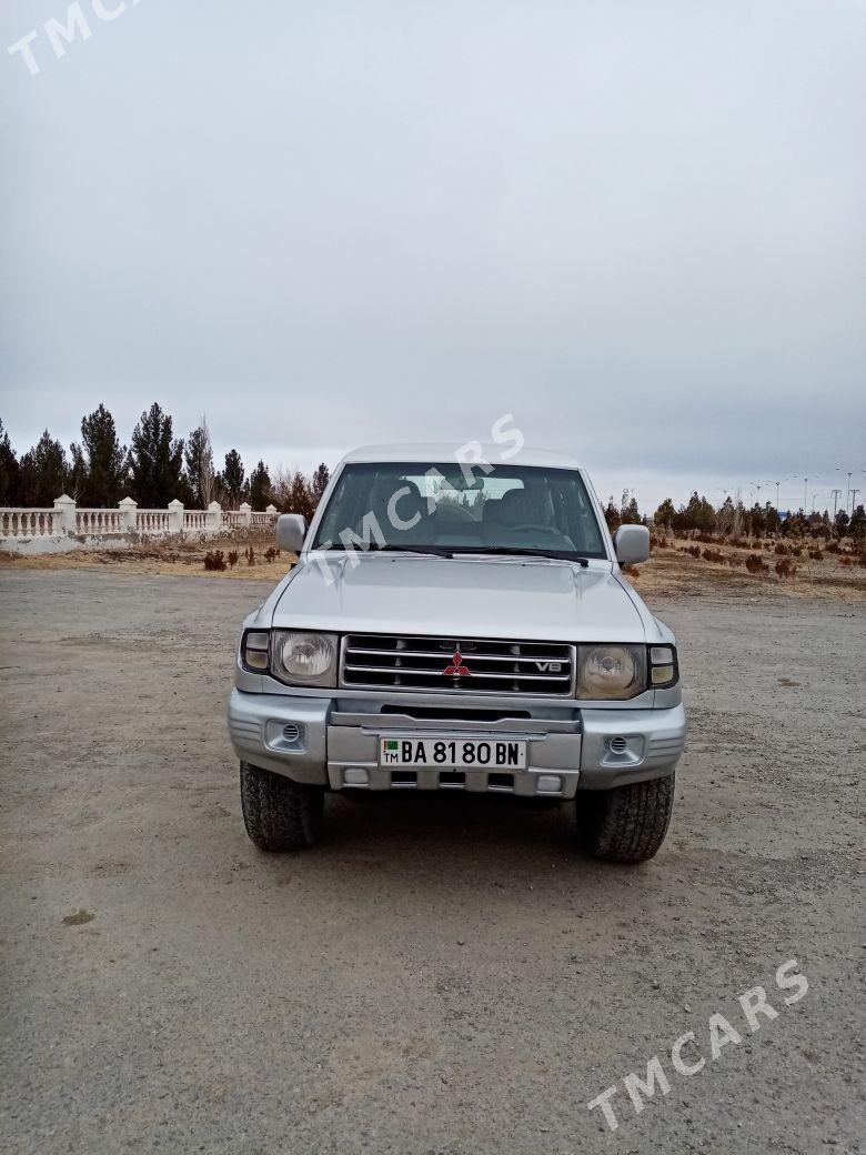 Mitsubishi Pajero 2000 - 90 000 TMT - Берекет - img 5