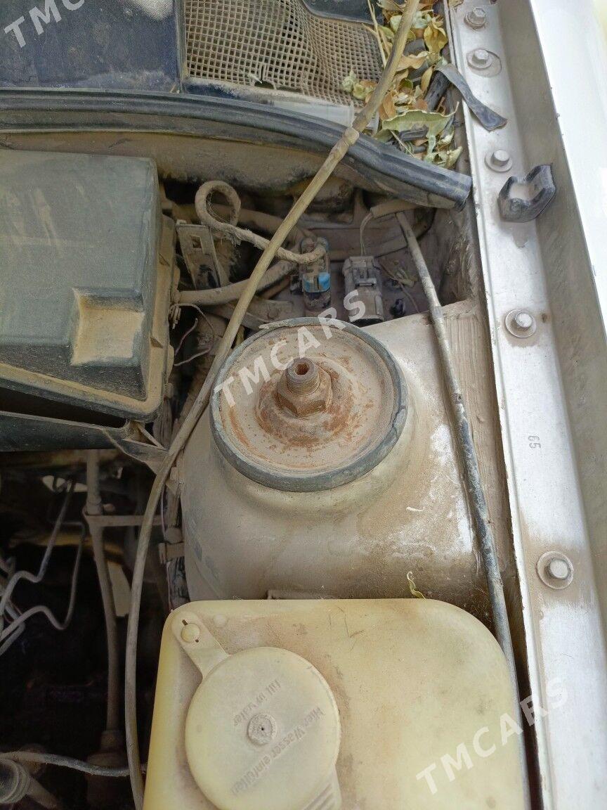 Opel Vectra 1991 - 32 000 TMT - Ruhubelent etraby - img 4
