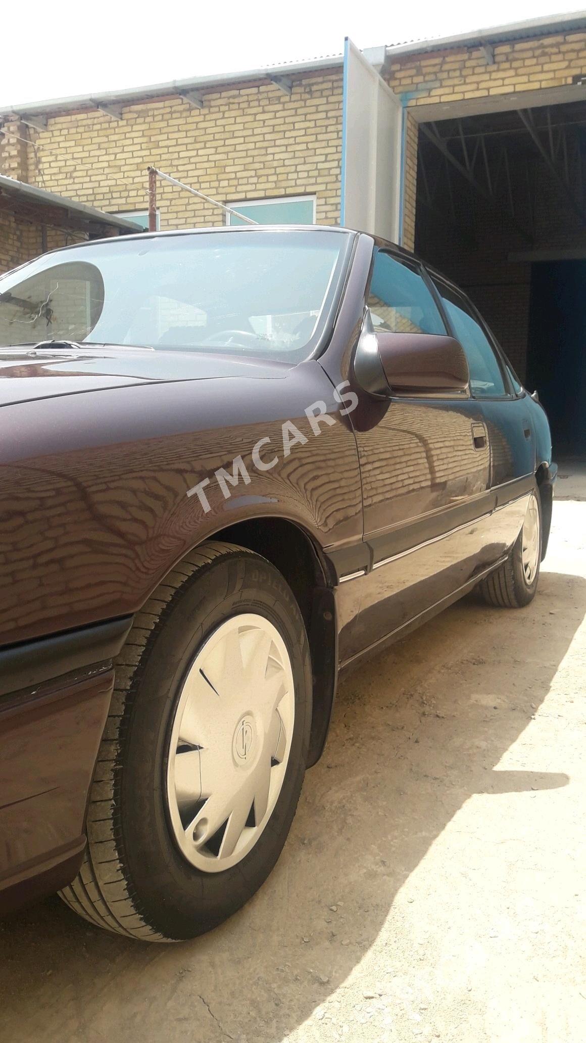 Opel Vectra 1993 - 30 000 TMT - Туркменабат - img 5