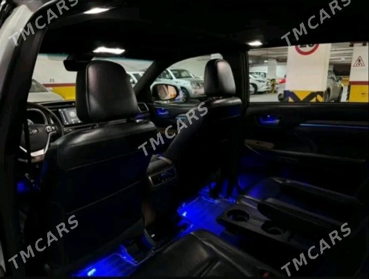 Toyota Highlander 2018 - 560 000 TMT - Дашогуз - img 8