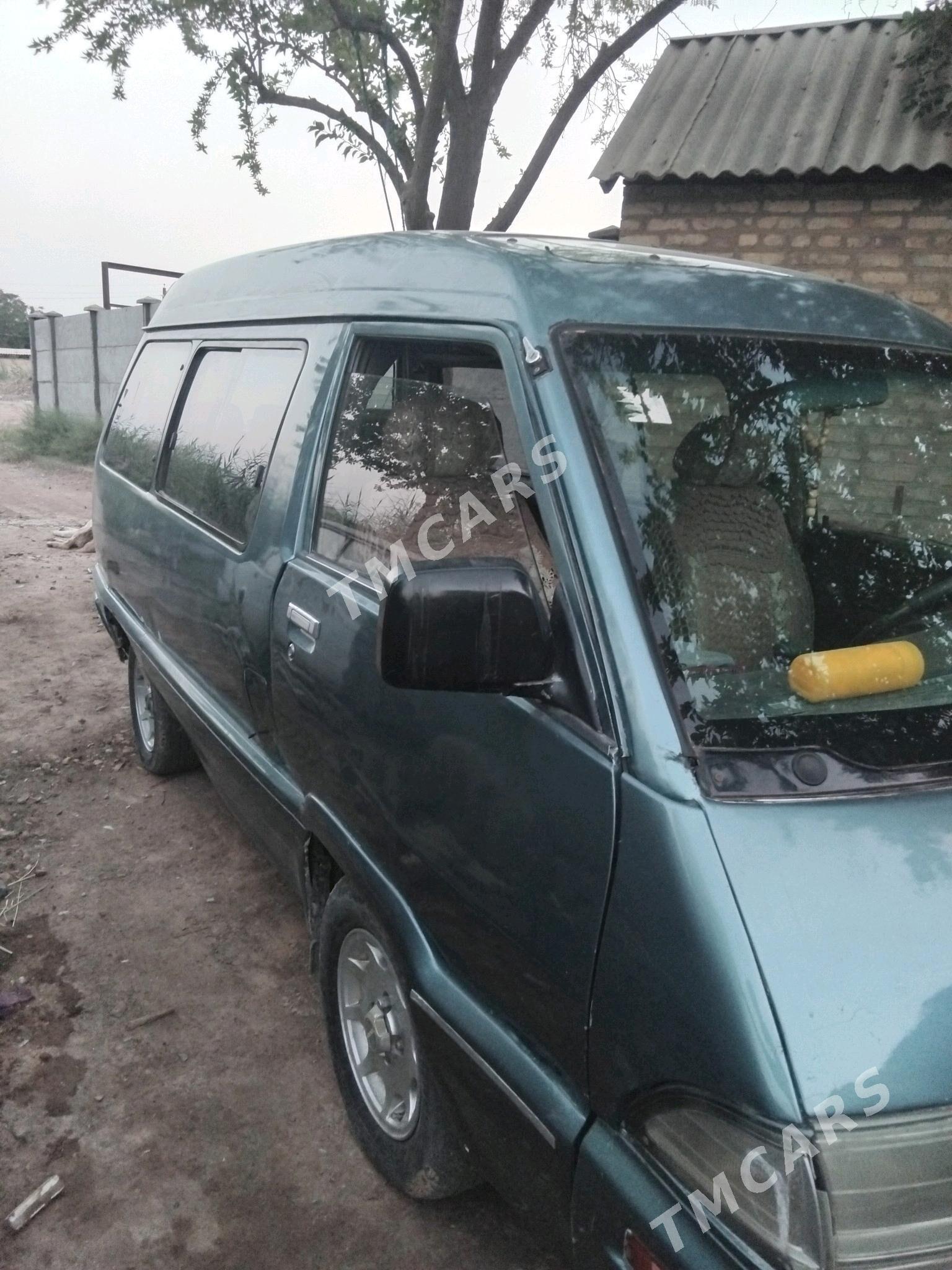 Toyota Hiace 1991 - 20 000 TMT - Murgap - img 3