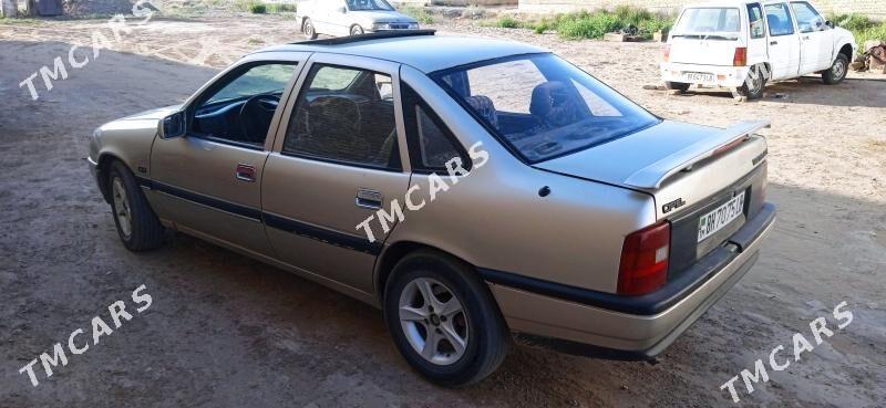 Opel Vectra 1991 - 30 000 TMT - Saýat - img 3