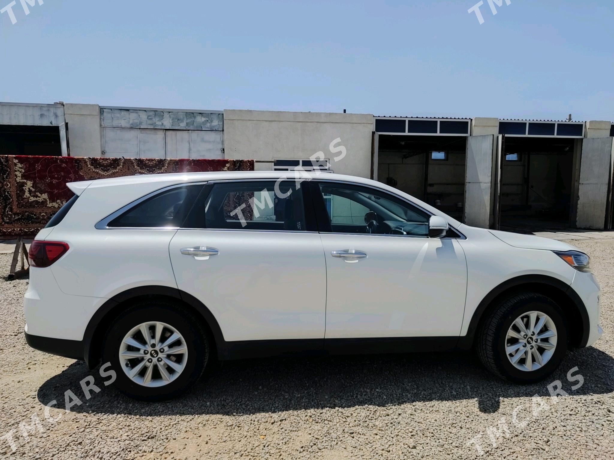 Kia Sorento 2019 - 230 000 TMT - Мары - img 9