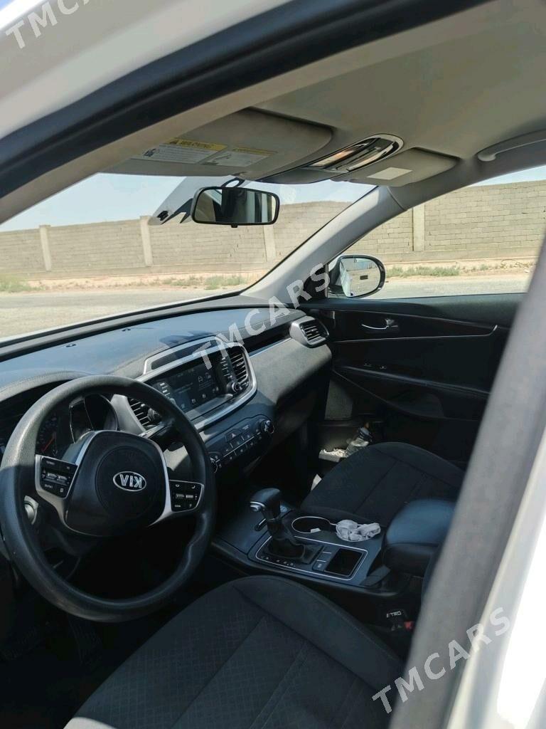 Kia Sorento 2019 - 230 000 TMT - Мары - img 7