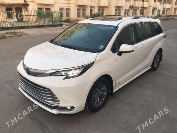 Toyota Sienna 2022 - 590 000 TMT - Туркменабат - img 3