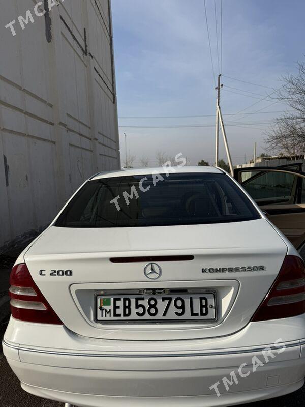 Mercedes-Benz C-Class 2002 - 100 000 TMT - Туркменабат - img 4