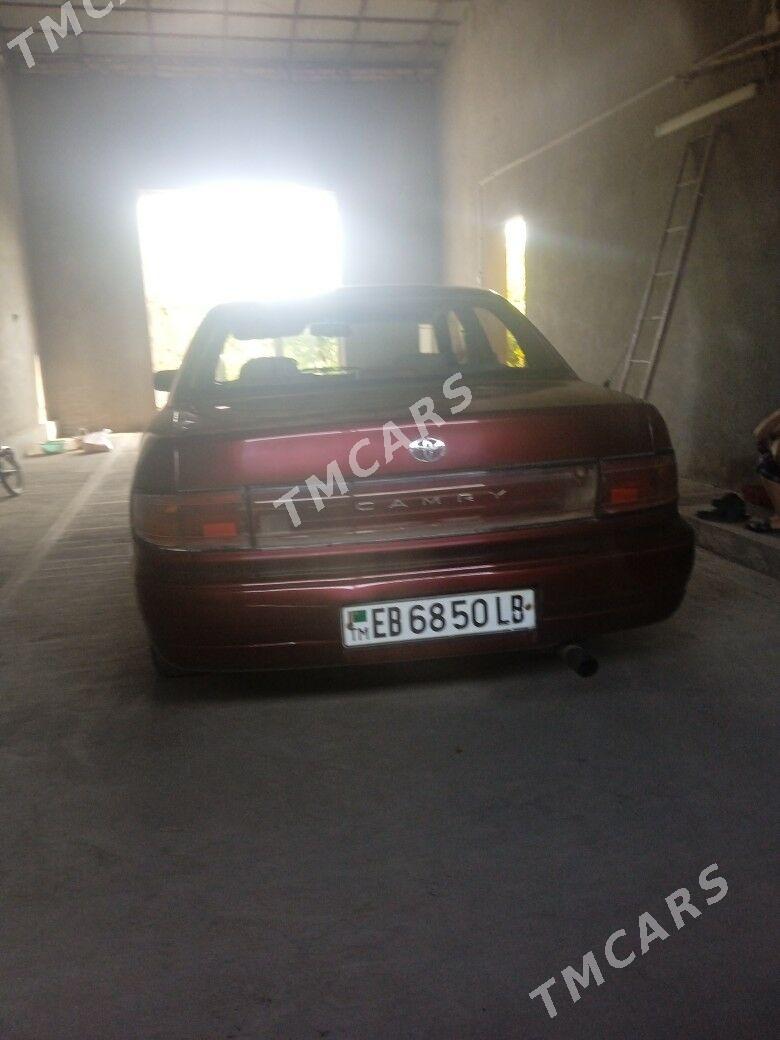 Toyota Camry 1994 - 85 000 TMT - Туркменабат - img 2
