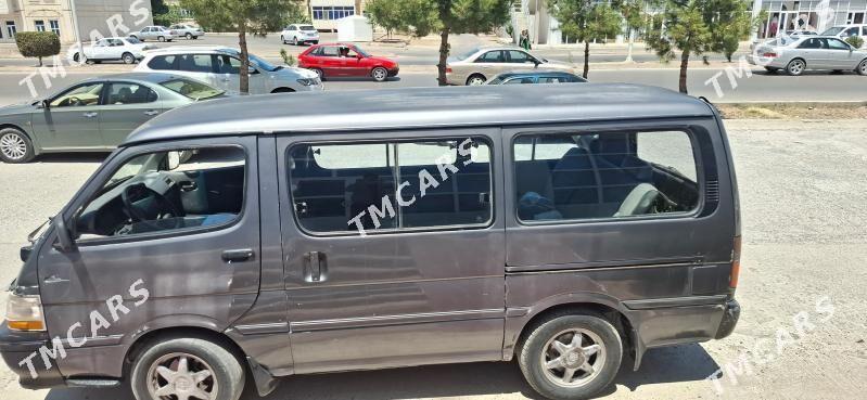 Toyota Hiace 1993 - 60 000 TMT - Туркменабат - img 3