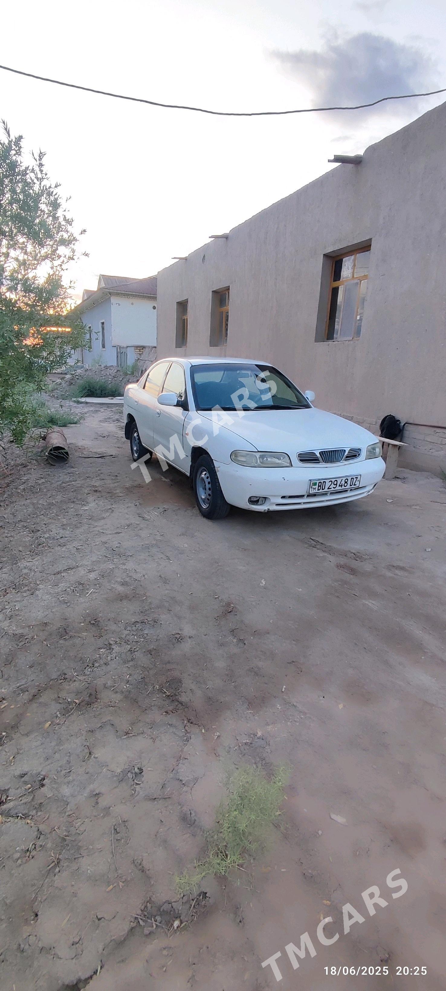 Daewoo Nubira 1998 - 20 000 TMT - Кёнеургенч - img 8