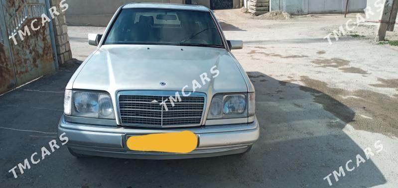 Mercedes-Benz E280 1995 - 35 000 TMT - Türkmenbaşy - img 4