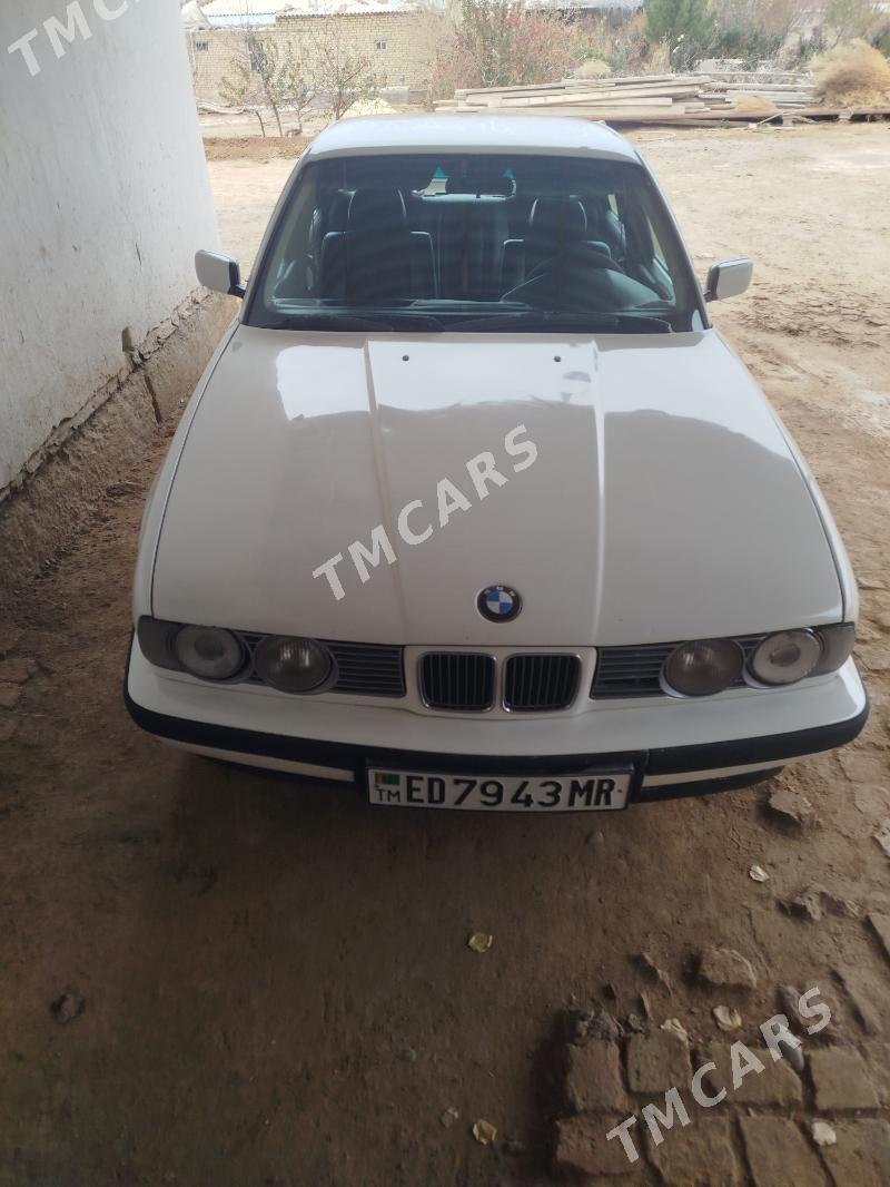 BMW 525 1990 - 50 000 TMT - Байрамали - img 3
