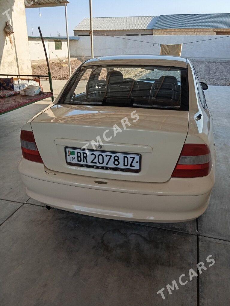 Opel Vectra 1997 - 40 000 TMT - Şabat etr. - img 2