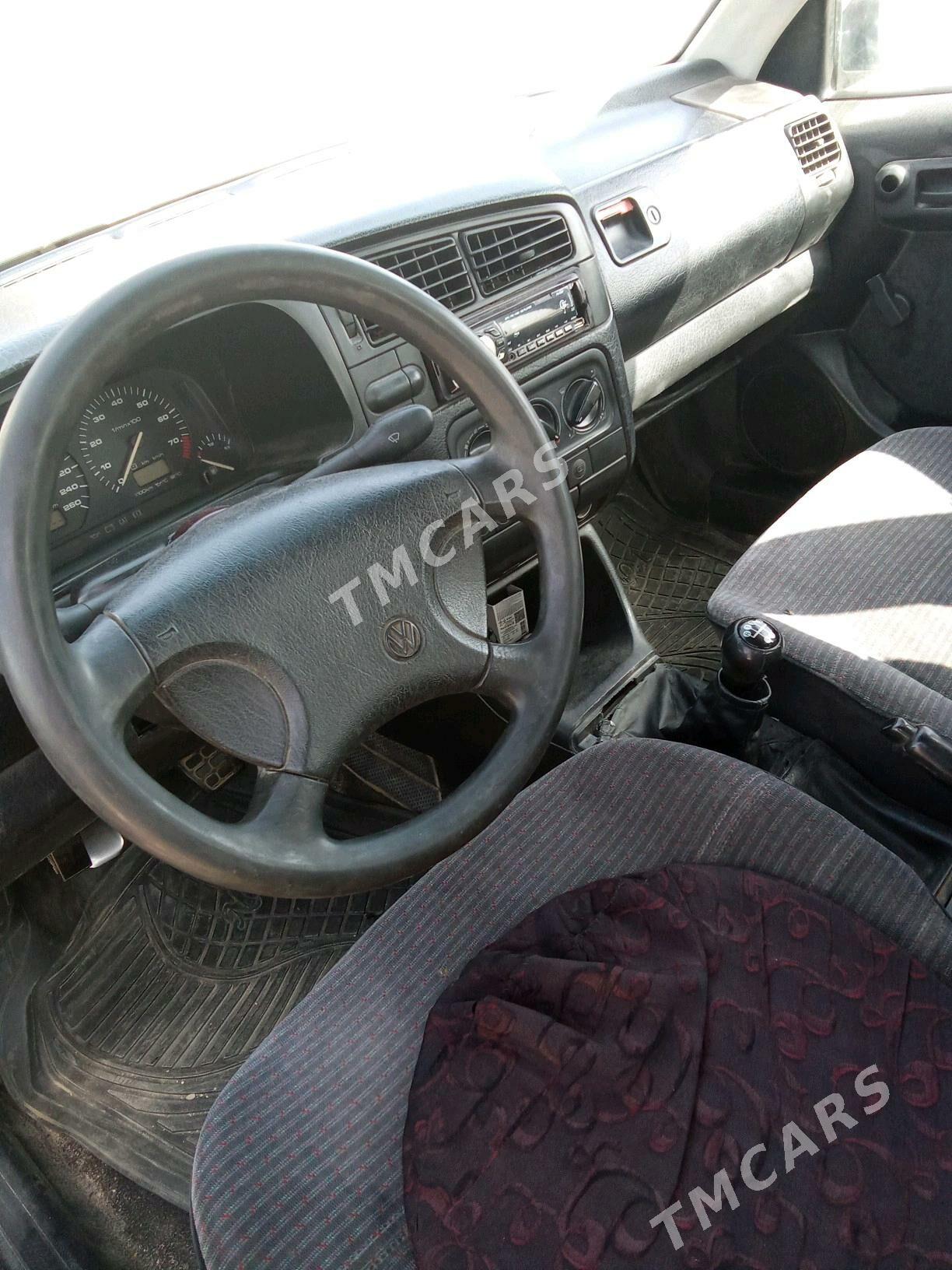 Volkswagen Golf III 1996 - 12 000 TMT - Гумдаг - img 5