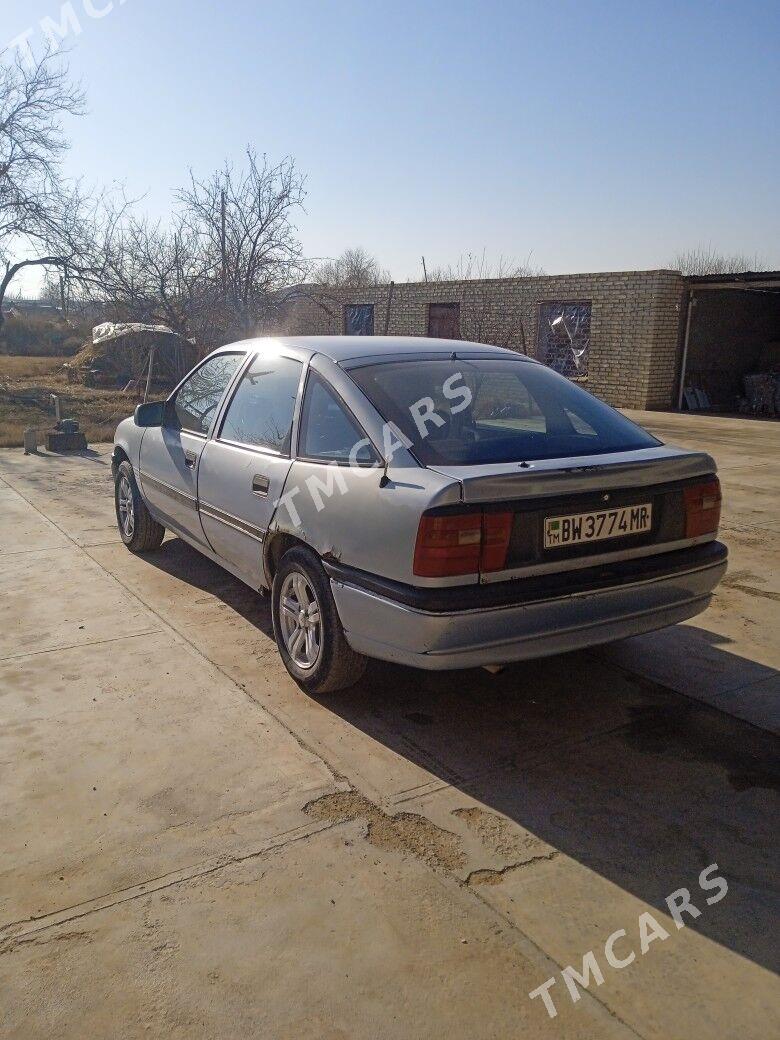 Opel Vectra 1989 - 18 000 TMT - Мары - img 2