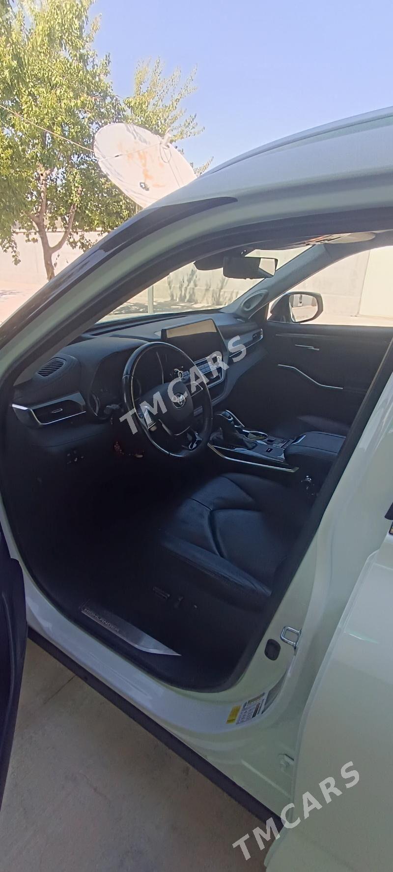 Toyota Highlander 2020 - 690 000 TMT - Aşgabat - img 4