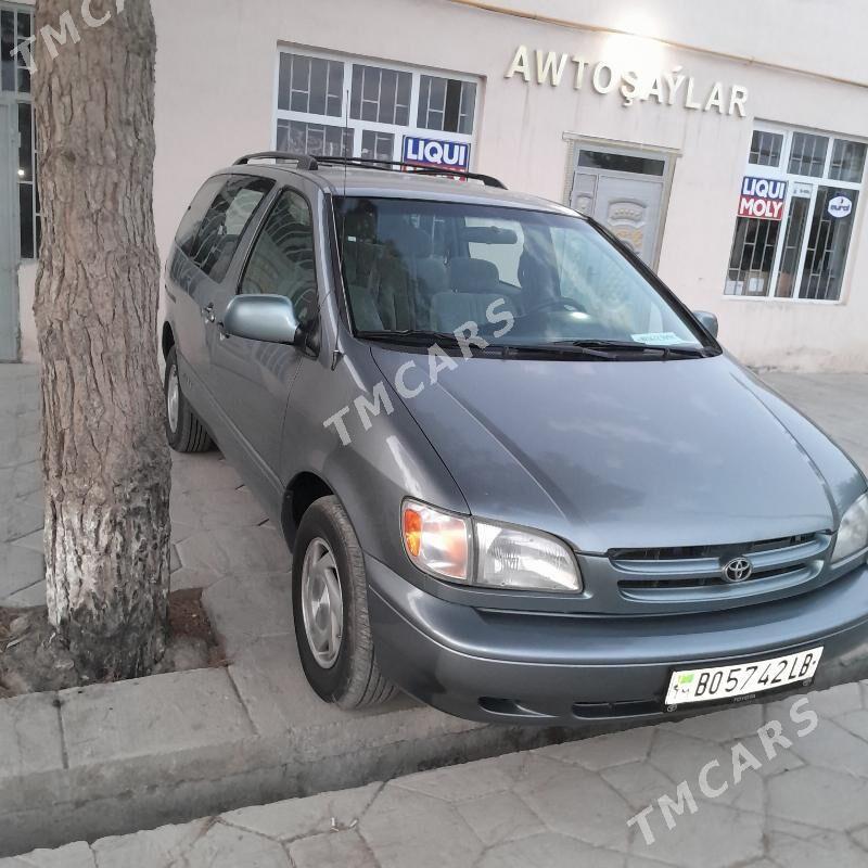 Toyota Sienna 2000 - 165 000 TMT - Дянев - img 3