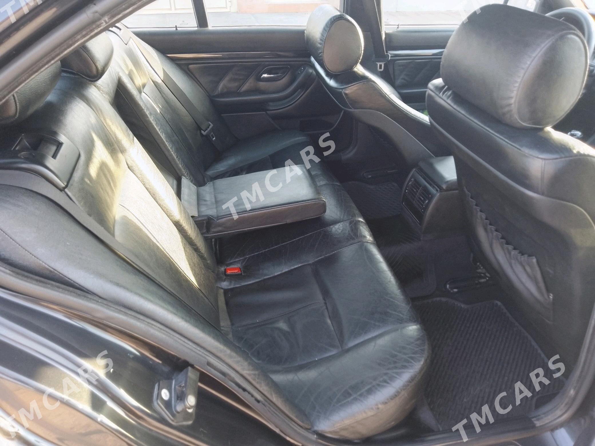 BMW E39 1999 - 90 000 TMT - Балканабат - img 6