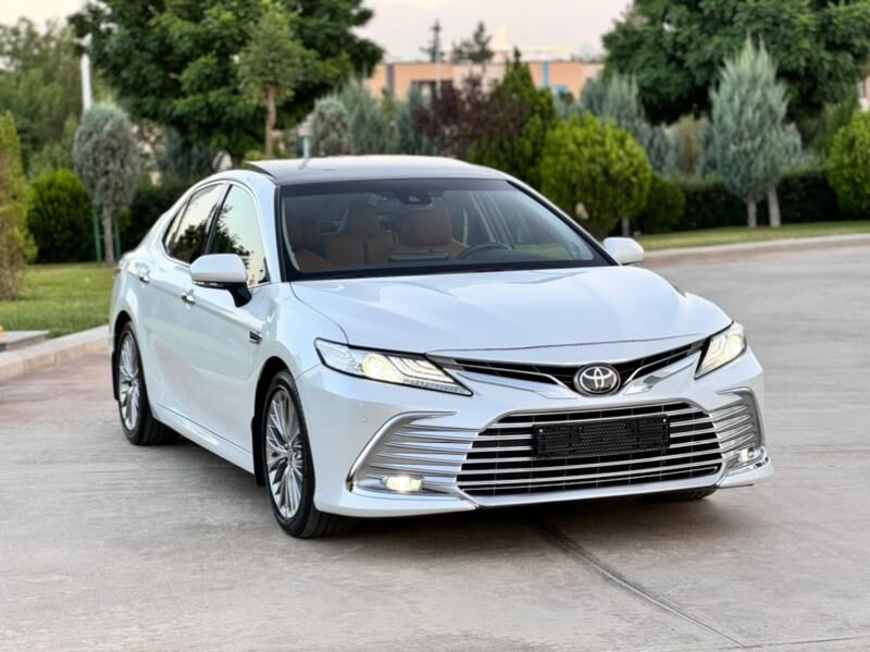 Toyota Camry 2023 - 595 000 TMT - Aşgabat - img 2