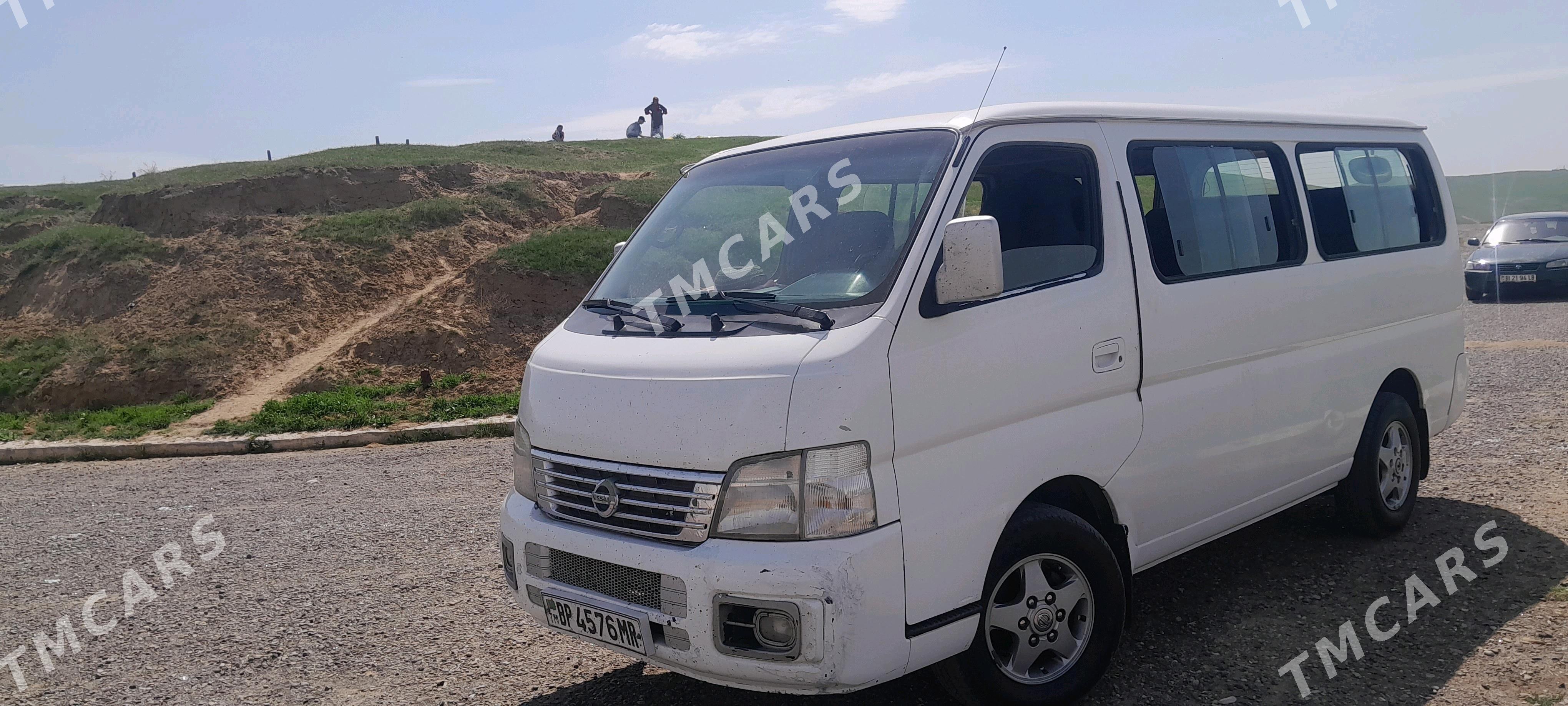 Nissan Urvan 2004 - 140 000 TMT - Мары - img 3
