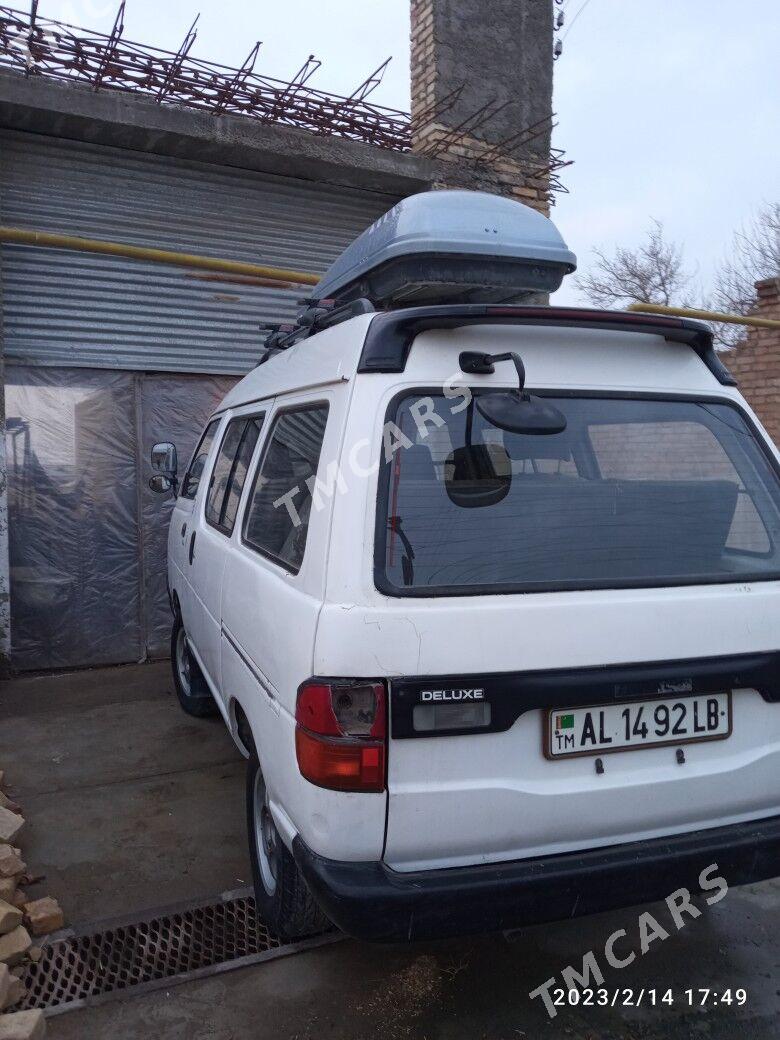 Toyota Hiace 1994 - 50 000 TMT - Чарджоу - img 2