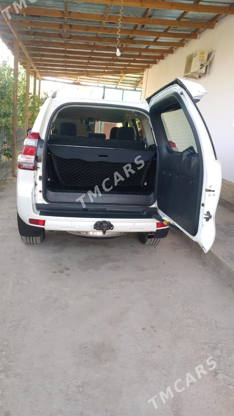 Toyota Land Cruiser Prado 2015 - 620 000 TMT - Şabat etr. - img 3
