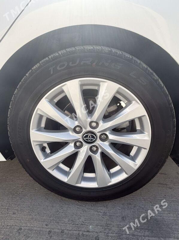 Toyota Camry 2020 - 340 000 TMT - Aşgabat - img 3