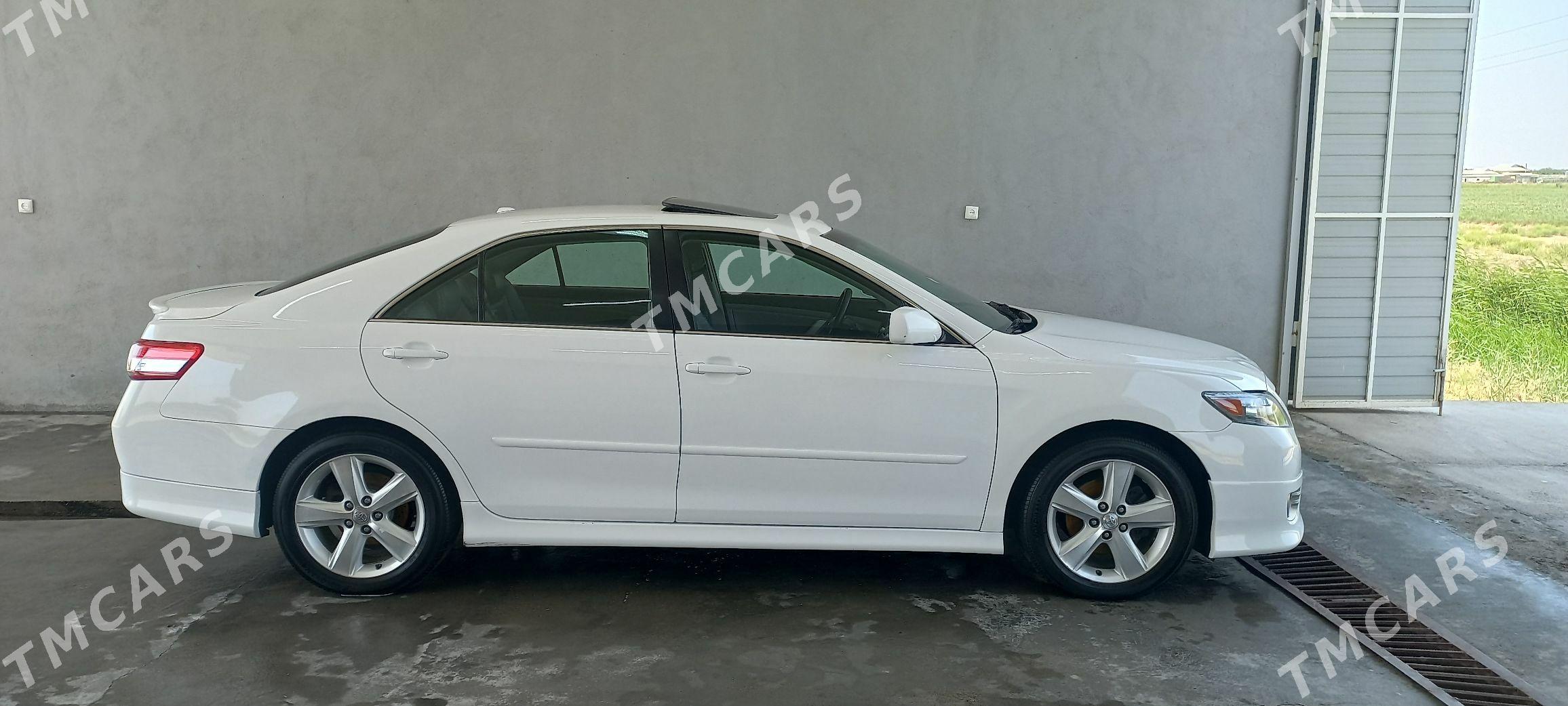 Toyota Camry 2011 - 215 000 TMT - Мары - img 5