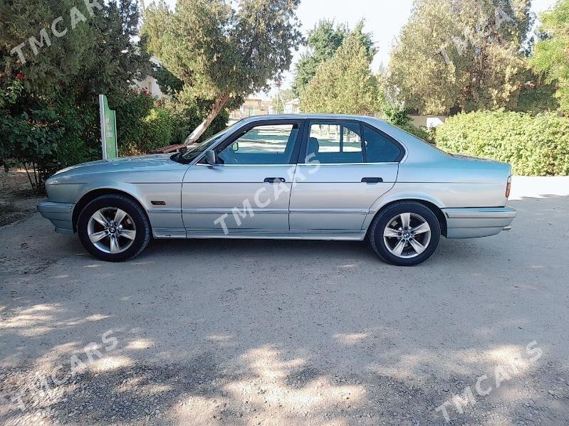 BMW 525 1995 - 75 000 TMT - Бахарден - img 4