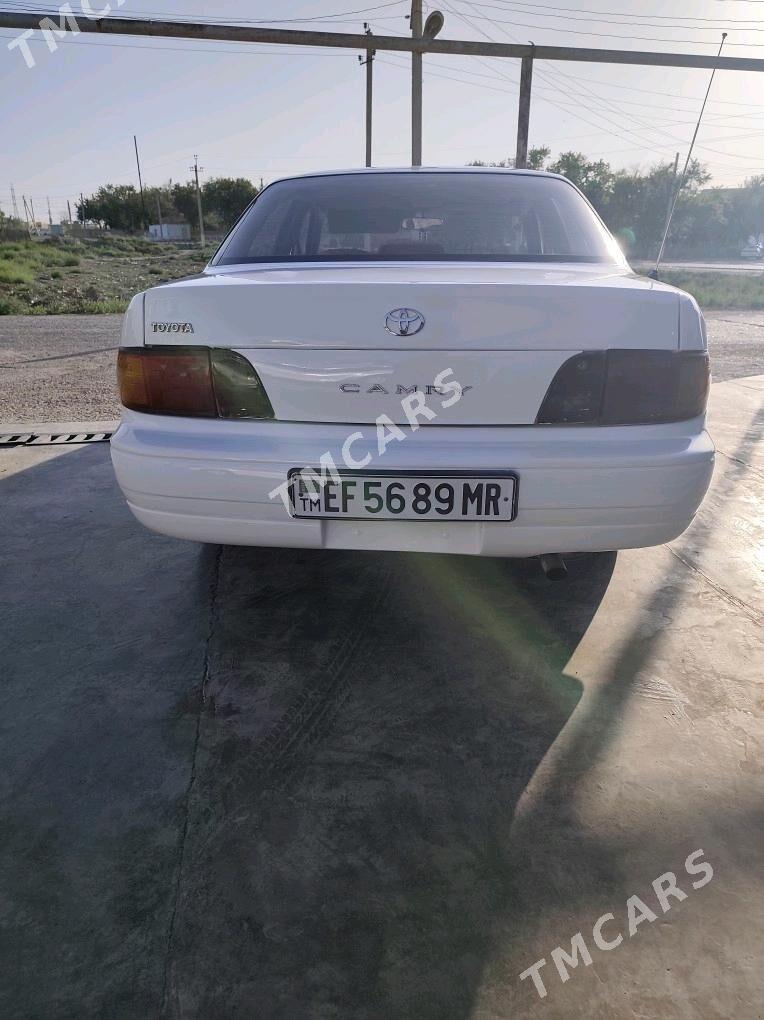 Toyota Camry 1994 - 85 000 TMT - Мары - img 3