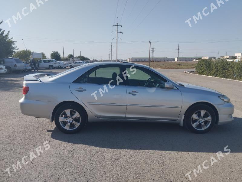 Toyota Camry 2004 - 220 000 TMT - Теджен - img 4