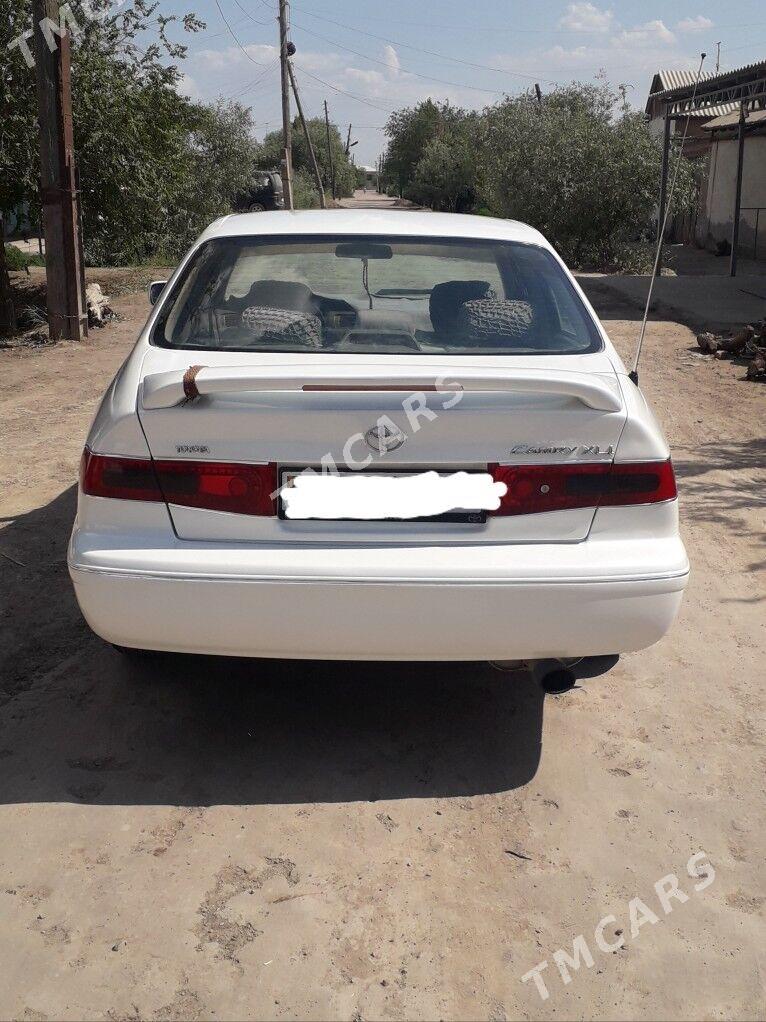 Toyota Camry 2000 - 110 000 TMT - Boldumsaz - img 2
