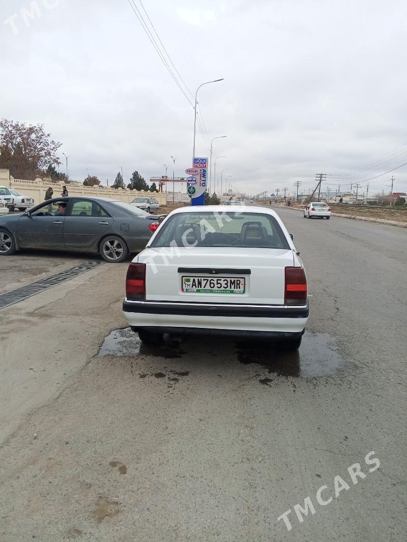 Opel Omega 1993 - 35 000 TMT - Mary - img 4