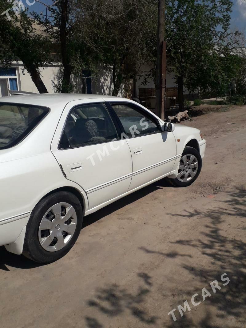 Toyota Camry 2000 - 110 000 TMT - Boldumsaz - img 5