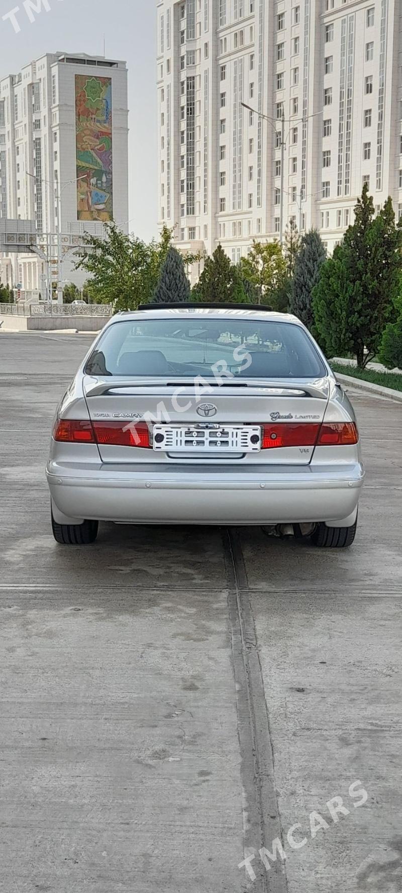 Toyota Camry 2000 - 244 000 TMT - Ашхабад - img 4