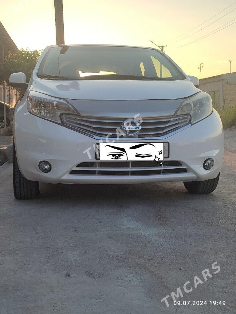Nissan Versa 2014 - 90 000 TMT - Туркменабат - img 1