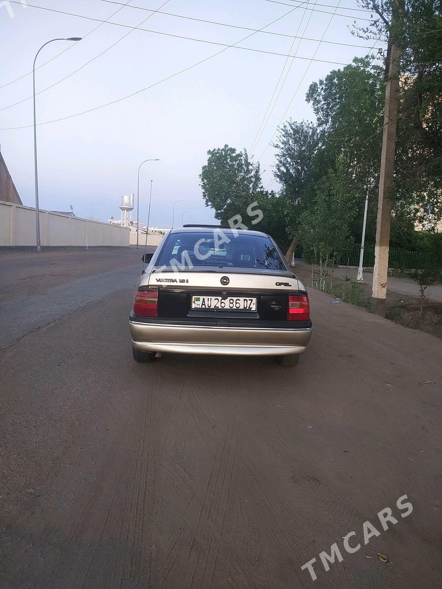 Opel Vectra 1992 - 28 000 TMT - Дашогуз - img 4