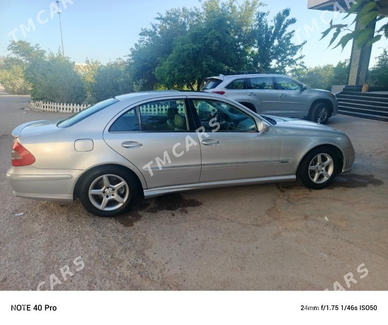 Mercedes-Benz E320 2004 - 130 000 TMT - Türkmenbaşy - img 3