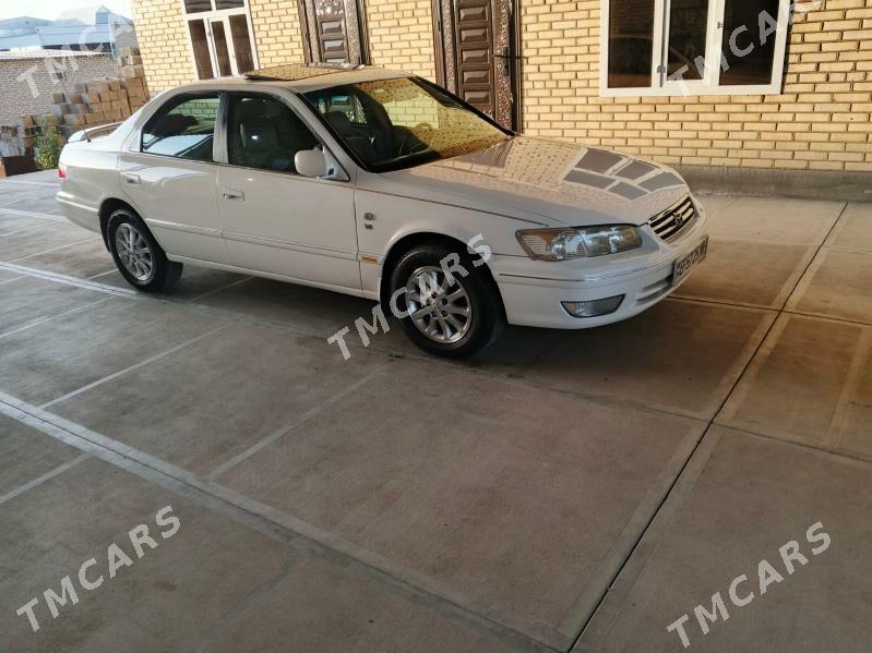 Toyota Camry 2000 - 130 000 TMT - Sakarçäge - img 4