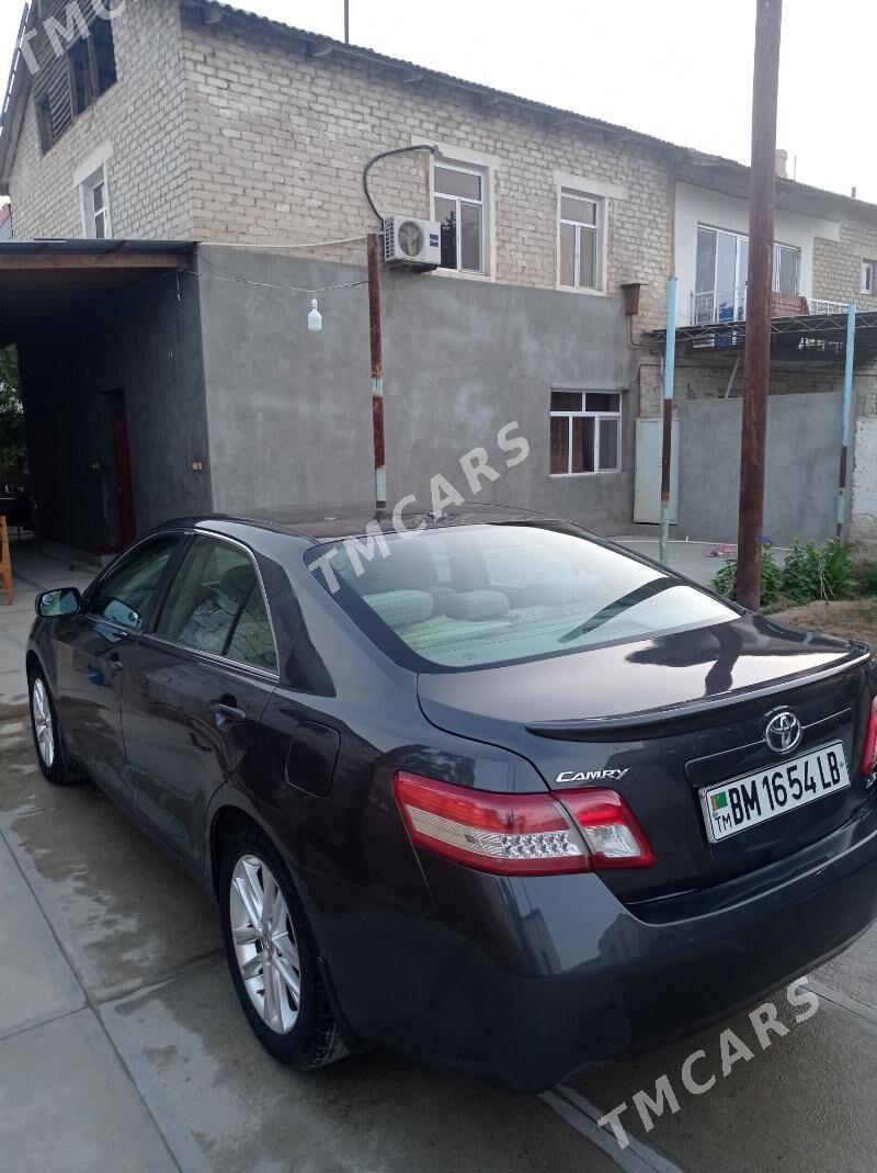 Toyota Camry 2010 - 200 000 TMT - Magdanly - img 3